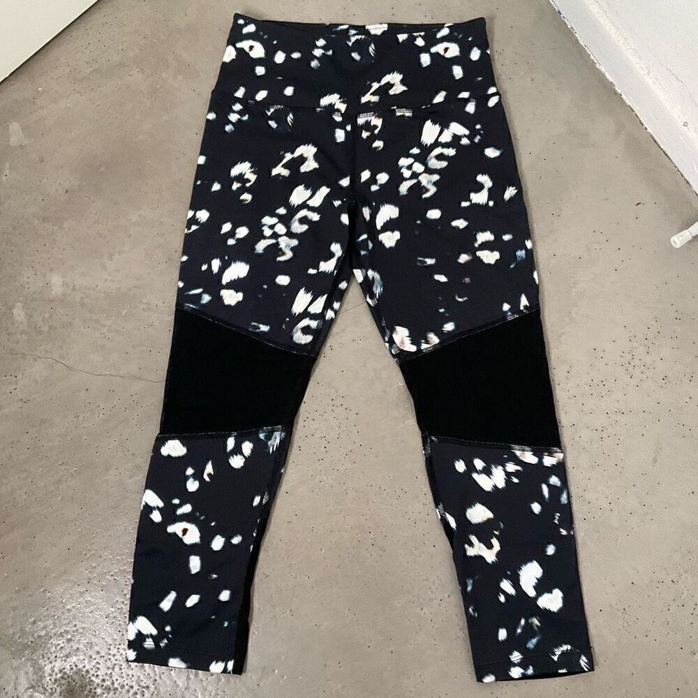 Varley Bayview Tight Nightstalker Crop Leggings